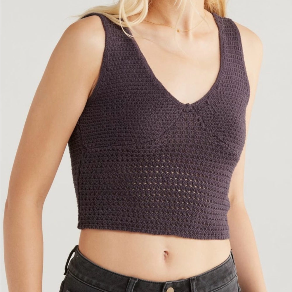 Billabong Black Sand Open Stitch Crochet Sweater‎ Tank Top-Medium-NWT